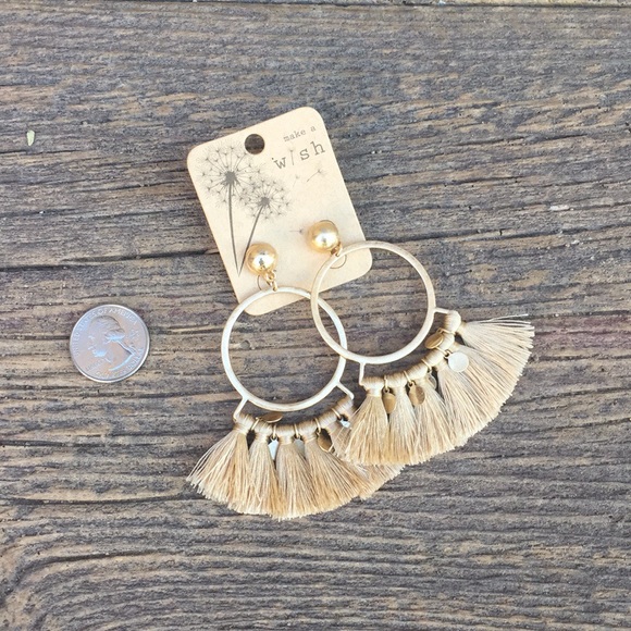 {Make A Wish} Gold Tassel Fan Earrings - Picture 3 of 3
